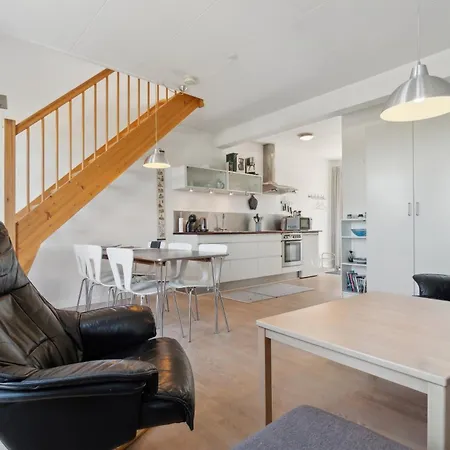 Apartament For 4 With Shared Pool *