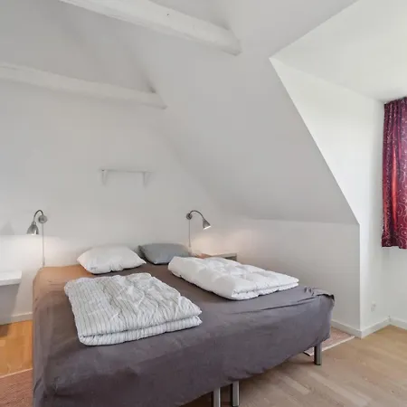For 4 With Shared Pool Apartament